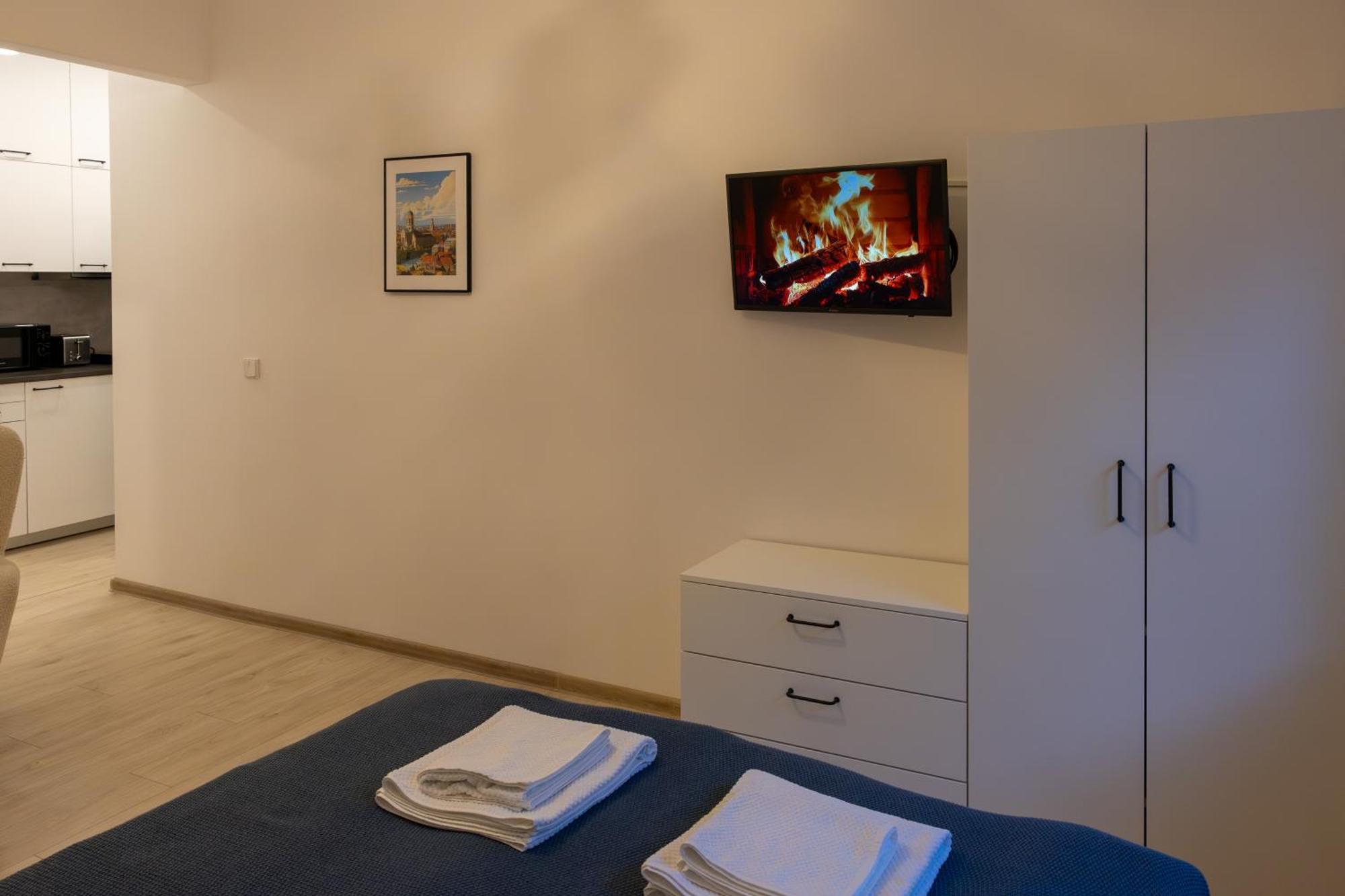 Apartment Bright Center
